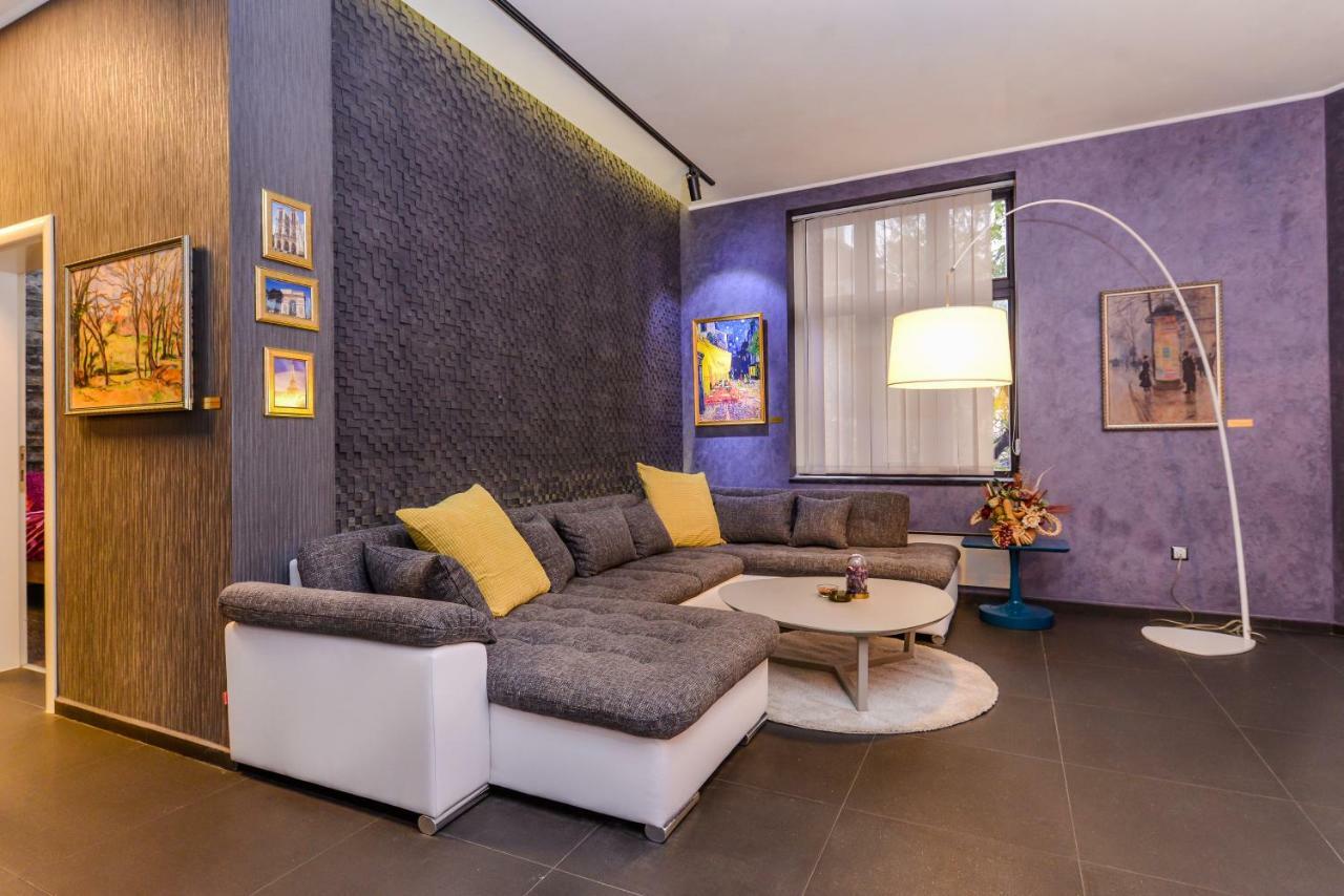 Champs-Elysees Sofia 2-Bdr, 2-Bthr Tsar Simeon Suite By Flat Mаnager Экстерьер фото